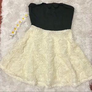 Strapless Dress 🌹